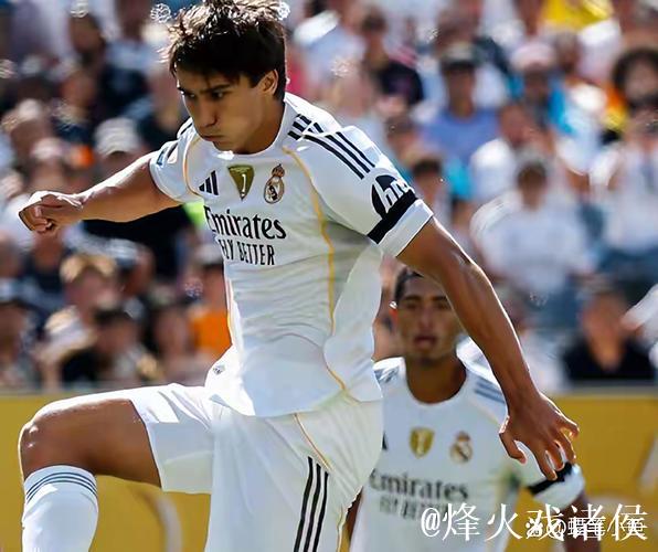 莫雷托:皇马有意雷恩后卫雅凯,其特点符合球队引援思路 莫雷托:皇马有意雷恩后卫雅凯,其特点符合球队引援思路