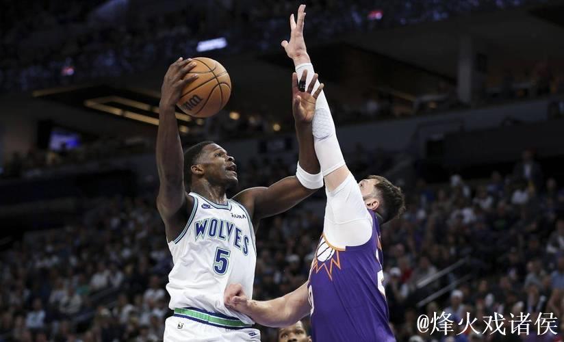 兰德尔压哨绝杀森林狼险胜太阳 开拓者胜老鹰 兰德尔压哨绝杀森林狼险胜太阳 开拓者胜老鹰