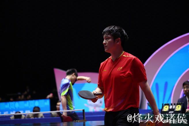 乒乓球男团半决赛：上海力克黑龙江挺进决赛